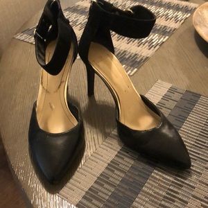 BCBGeneration, 3.5 Inch Black Heels